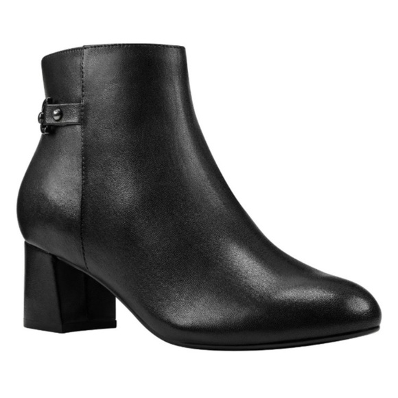 Bandolino Masie Block Heel Leather Ankle Boots Buckle Detail Fall Booties 9.5 - Picture 1 of 13